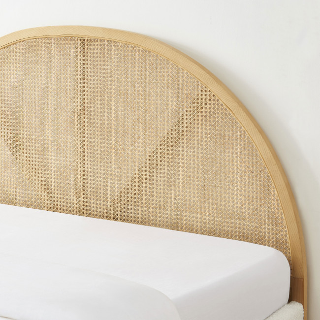 Tajur - Lit coffre en tissu bouclette et cannage 160x200cm