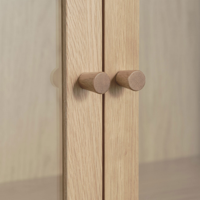 Cahir - Vitrine 2 portes en verre trempé et bois H140cm