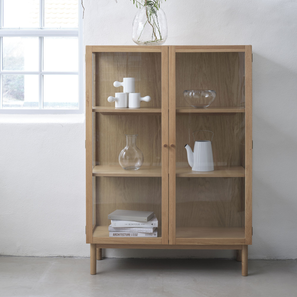 https://www.drawer.fr/105685-thickbox_default/vitrine-2-portes-verre-trempe-bois-h140cm-cahir.jpg