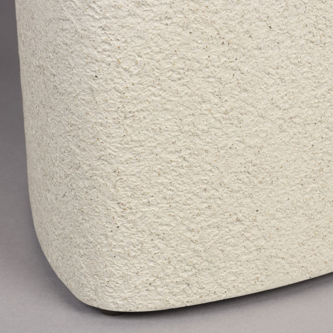 Veda - Table d'appoint organique en marbre recyclé