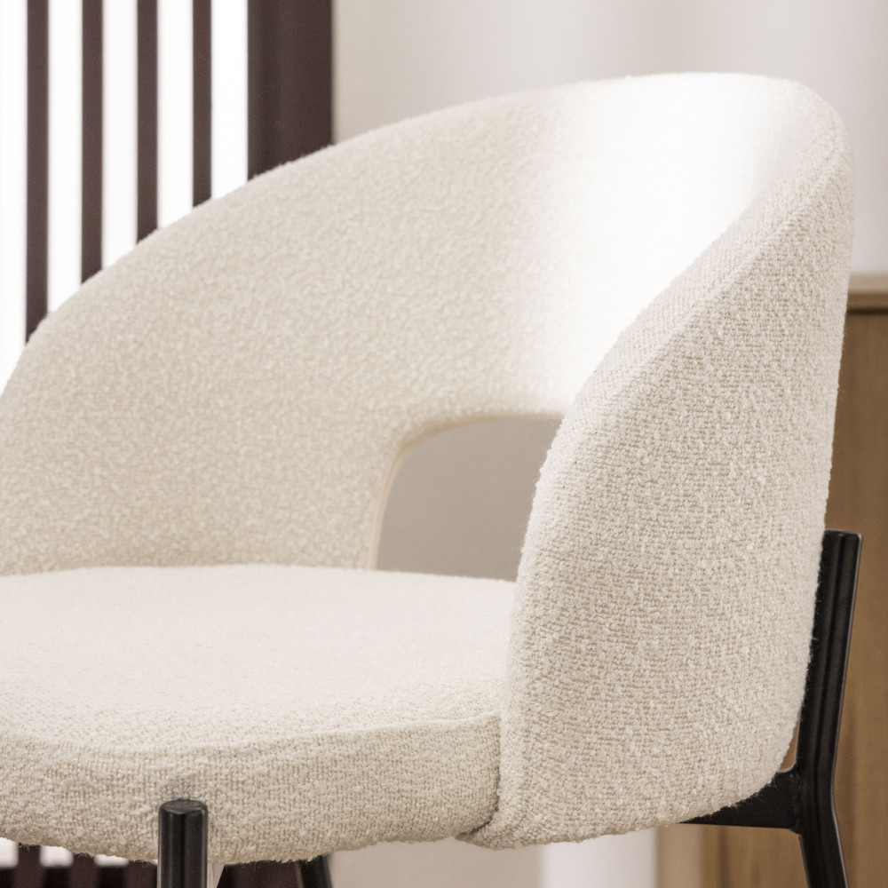 Lot De 2 Chaises De Bar Design Moderne - Tissu Beige, Pieds Noirs, Dossier Rembourré, Hauteur 99 Cm, Charge 150 Kg
