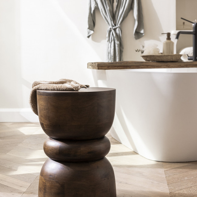 Pulau - Table d'appoint en bois massif ø33,5cm