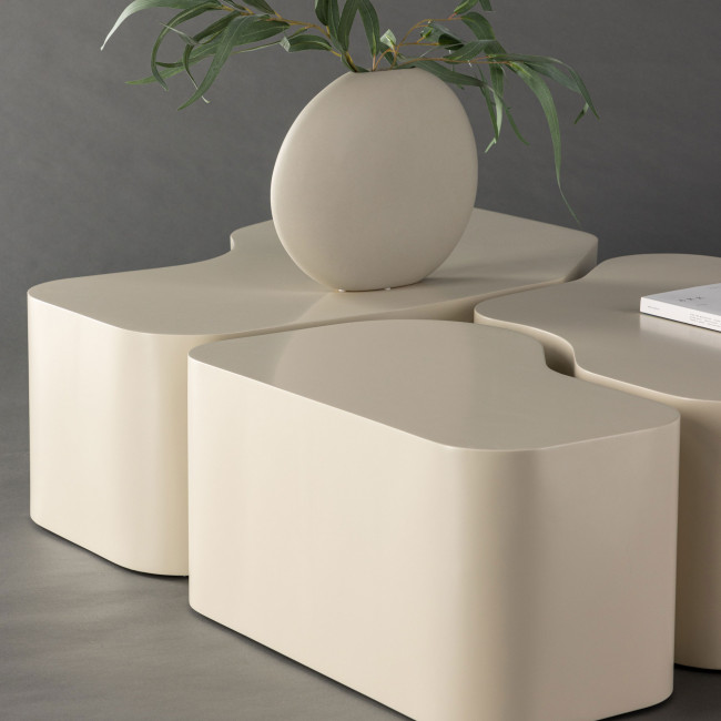 Norland - Table basse organique en bois 92x70cm