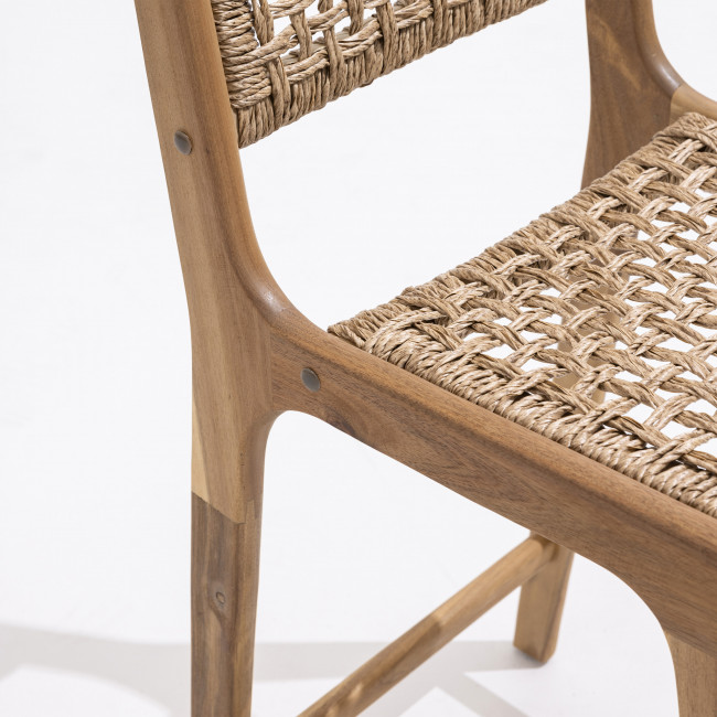 Lexia - Lot de 2 tabourets de bar intérieur/extérieur en bois d'acacia et résine tressée H66cm