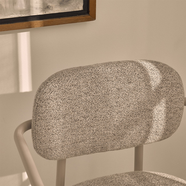 Stuart - Lot de 2 fauteuils de table en tissu bouclette pieds beiges