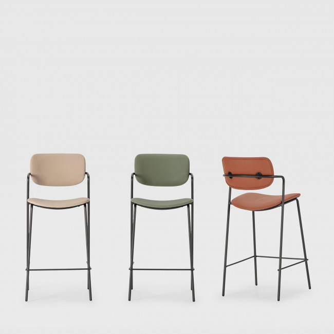 Velura - Lot de 2 tabourets de bar en simili cuir et métal H67cm