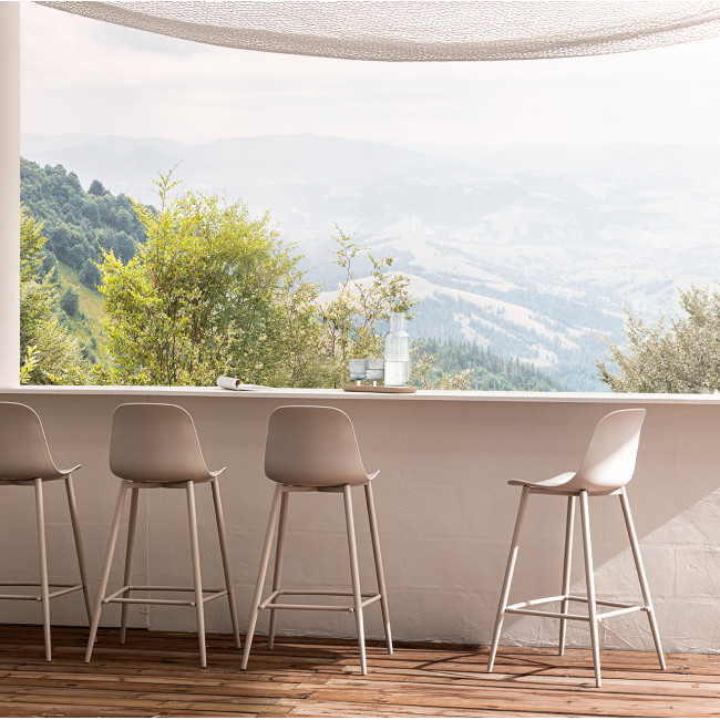 Portland - Lot de 4 tabourets de bar intérieur et extérieur en plastique et métal H65cm