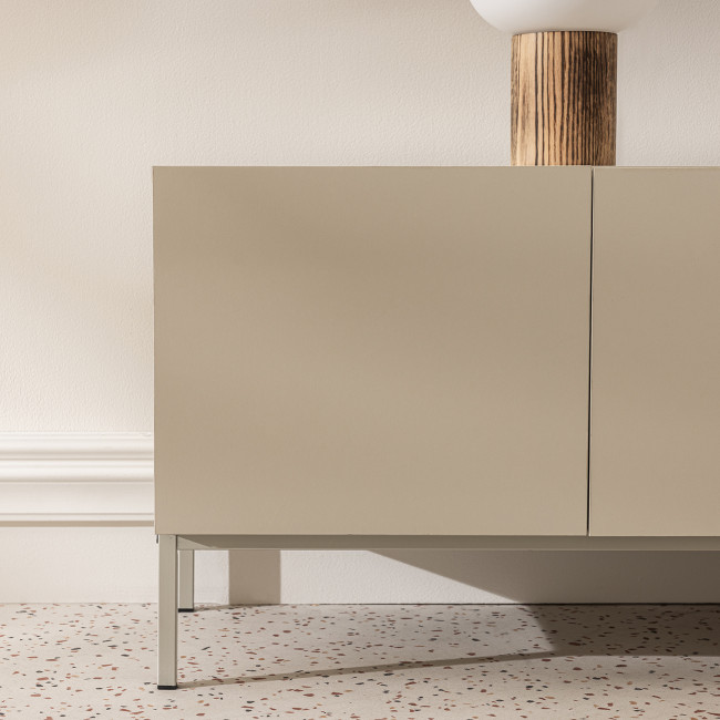 Quenor - Meuble TV 3 portes 1 tiroir en bois et métal L180cm