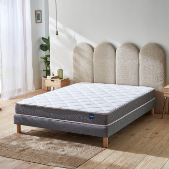 Exact 4 - Matelas en mousse, accueil ferme