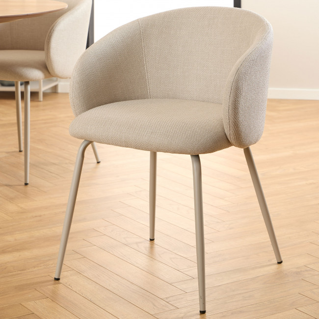 Vako - Lot de 2 fauteuils de table en tissu pieds beiges