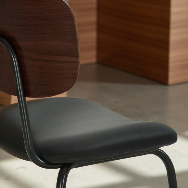 Jens - Lot de 2 chaises de bar en bois foncé, simili et métal H66cm