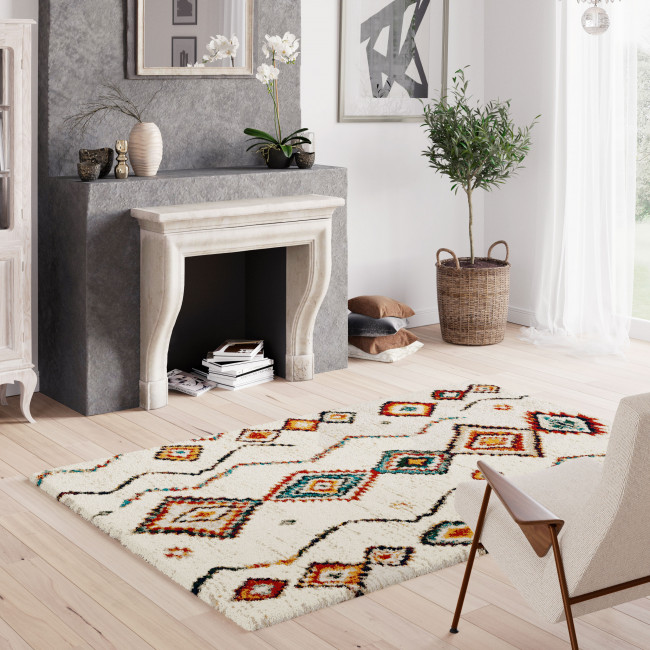Zazy - Tapis d'inspiration berbère à motif ethnique