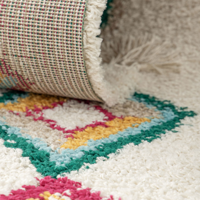 Bobi - Tapis d’inspiration berbère à losanges