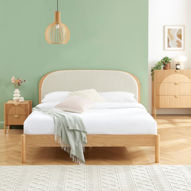 Carrie - Lit en tissu bouclette et bois 160x200cm