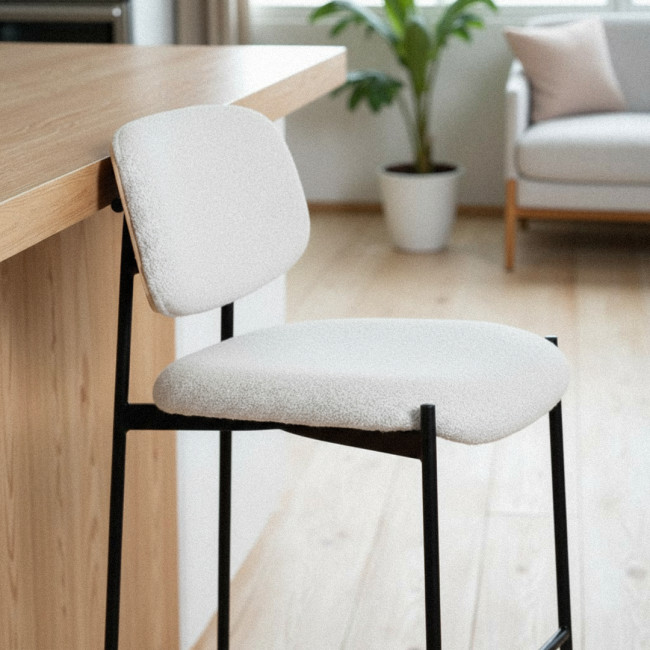Nelly - Lot de 2 chaises de bar en tissu bouclette et métal H65cm