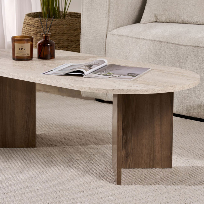 Sam - Table basse ovale en bois et effet travertin