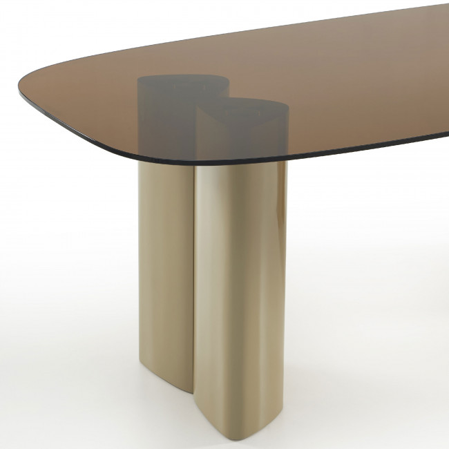 Alty - Table à manger 8 personnes en verre et pieds bois vert