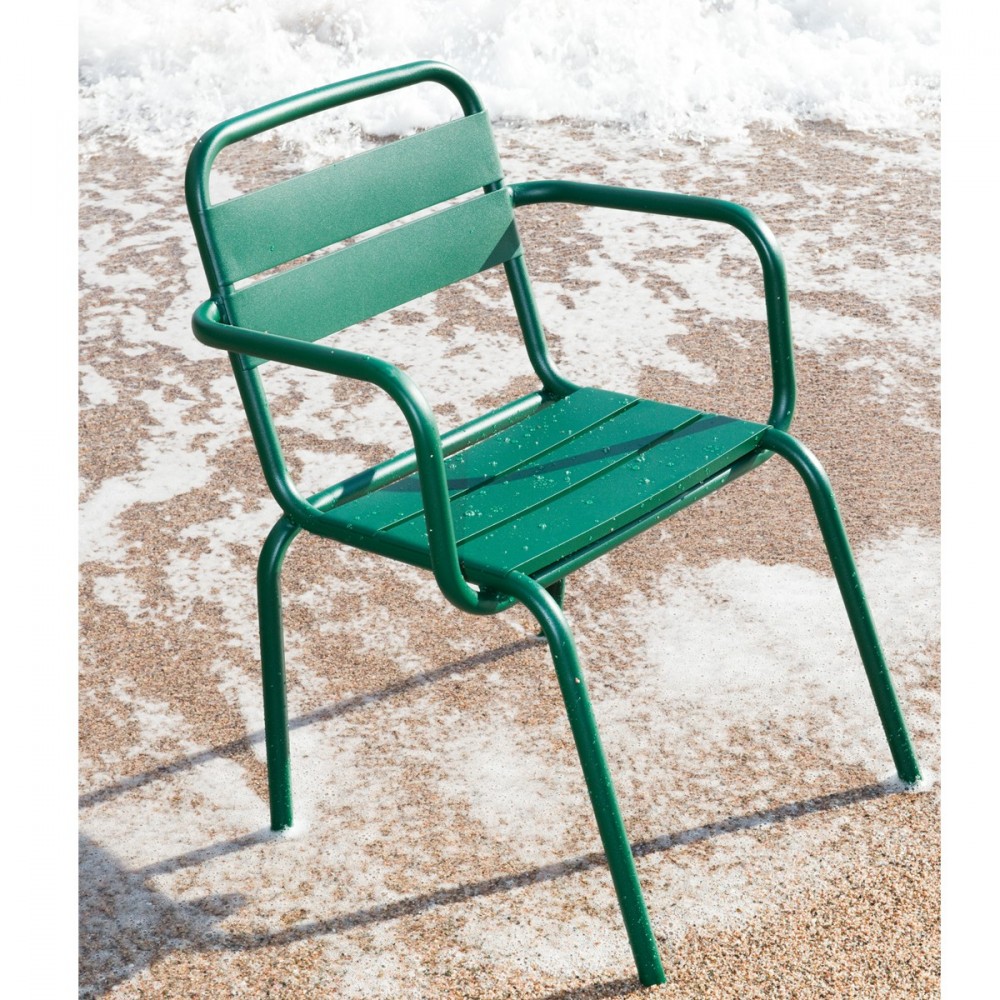Fauteuil de jardin design métal Visalia par Drawer.fr