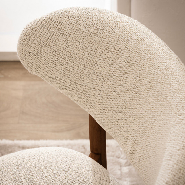 Clara - Lot de 2 chaises en tissu bouclette pieds bois foncé