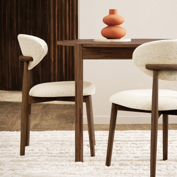 Clara - Lot de 2 chaises en tissu bouclette pieds bois foncé