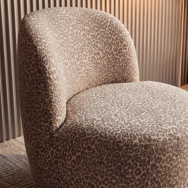 Mo - Fauteuil rond en tissu imprimé léopard
