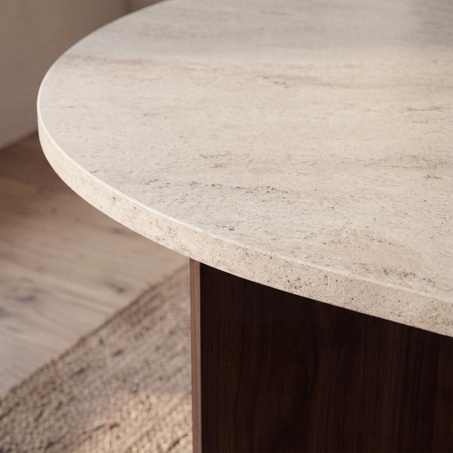 Calian - Table à manger 8 personnes ovale en bois et effet travertin 