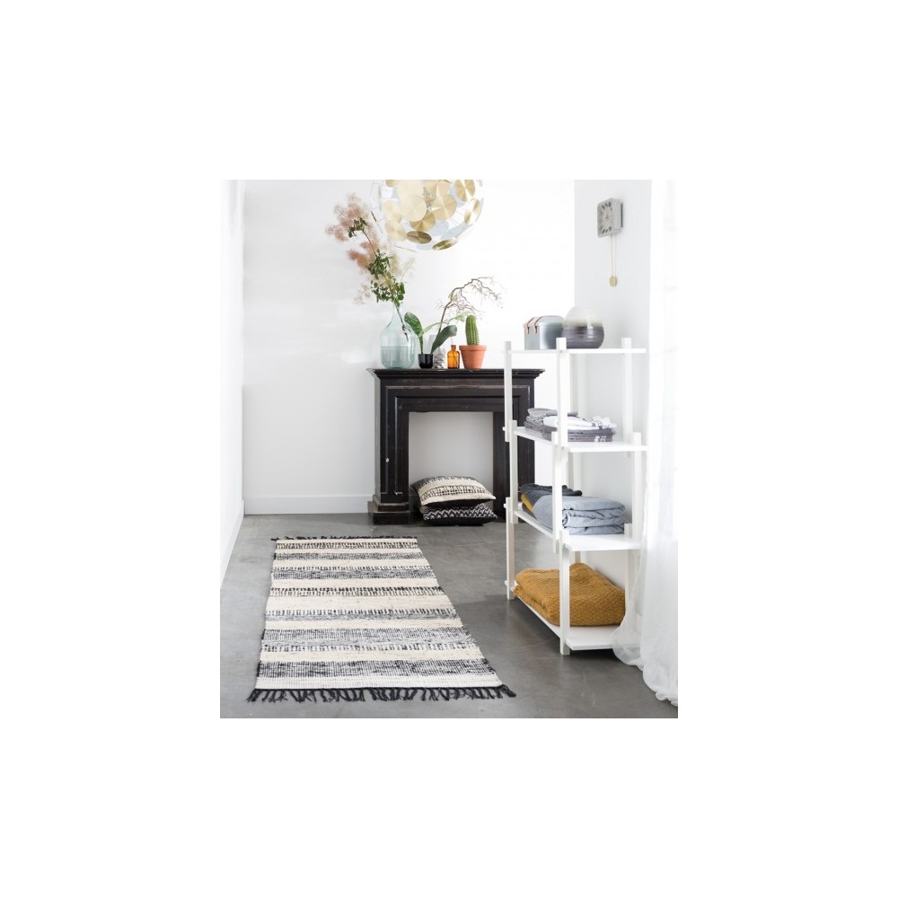 Couloir Blanc Gris Et Noir