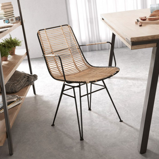 Table à manger design bois massif et métal Spike