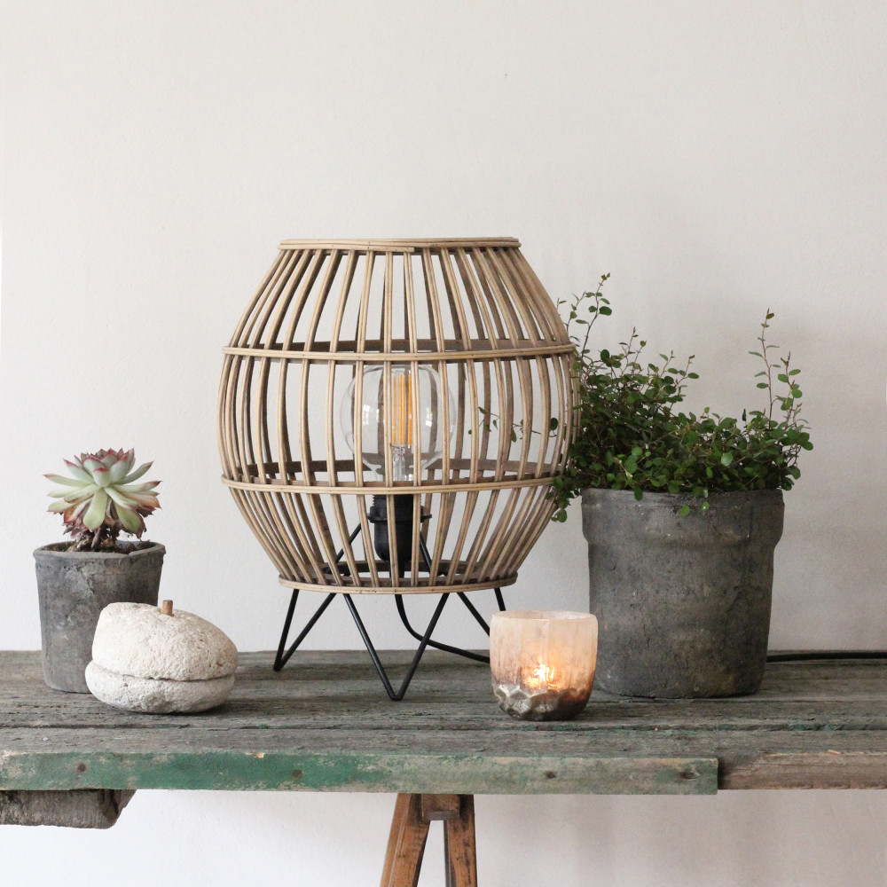 Lampe poser en rotin Balanga Redcartel Drawer Lampe poser en rotin Balanga Redcartel Drawer