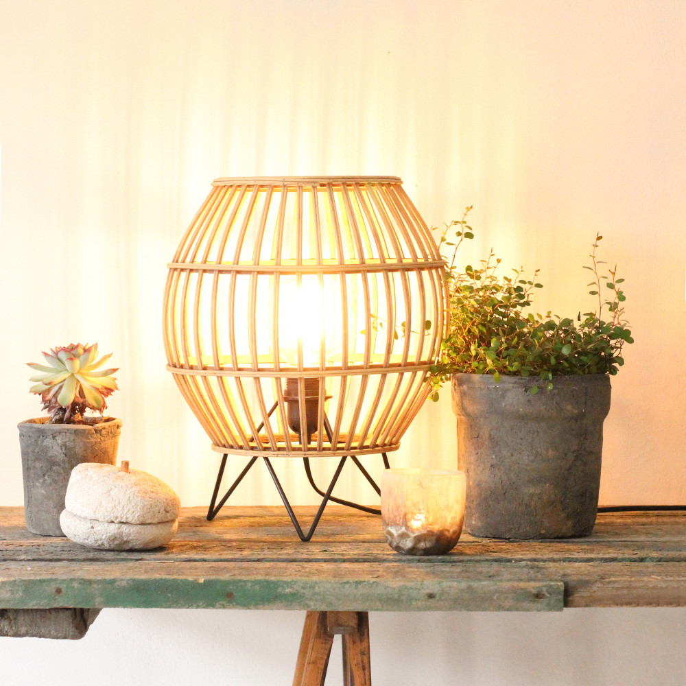 Lampe poser en rotin Balanga Redcartel Drawer Lampe poser en rotin Balanga Redcartel Drawer