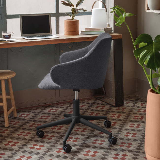 Einara - Chaise de bureau pivotante à roulettes