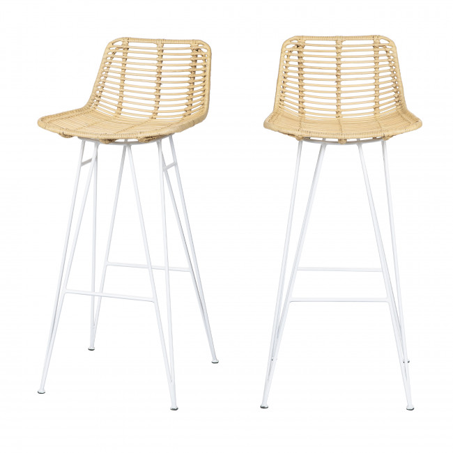 Capurgana - 2 chaises de bar design en rotin pieds blancs 75cm