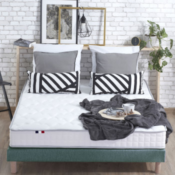 Zach – Matelas mousse mémoire de forme, accueil équilibré