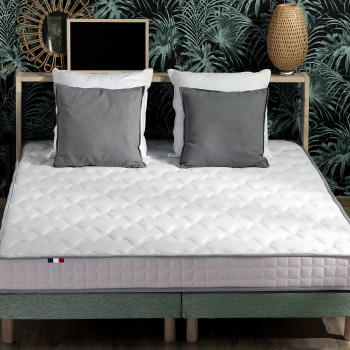Zach – Matelas mousse mémoire de forme, accueil équilibré