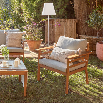 Salon de jardin Vilma avec canapé 2 fauteuils et table basse en bois  d'acacia FSC 100%