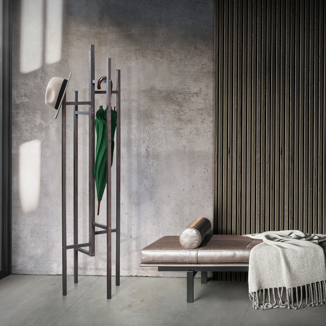 Porte-manteau design bois massif Eigen