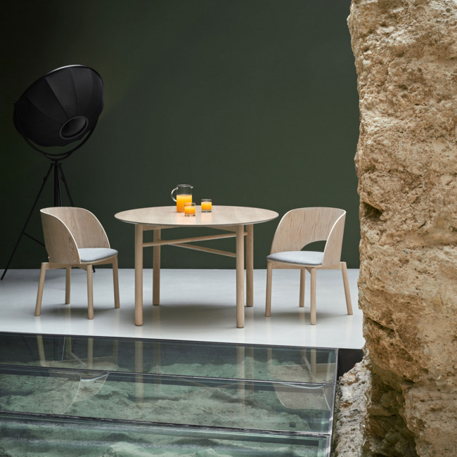 Junco - Table à manger en bois ronde ø120cm